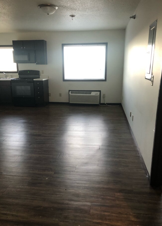 Building Photo - KJT Place - West Acres Unit 274