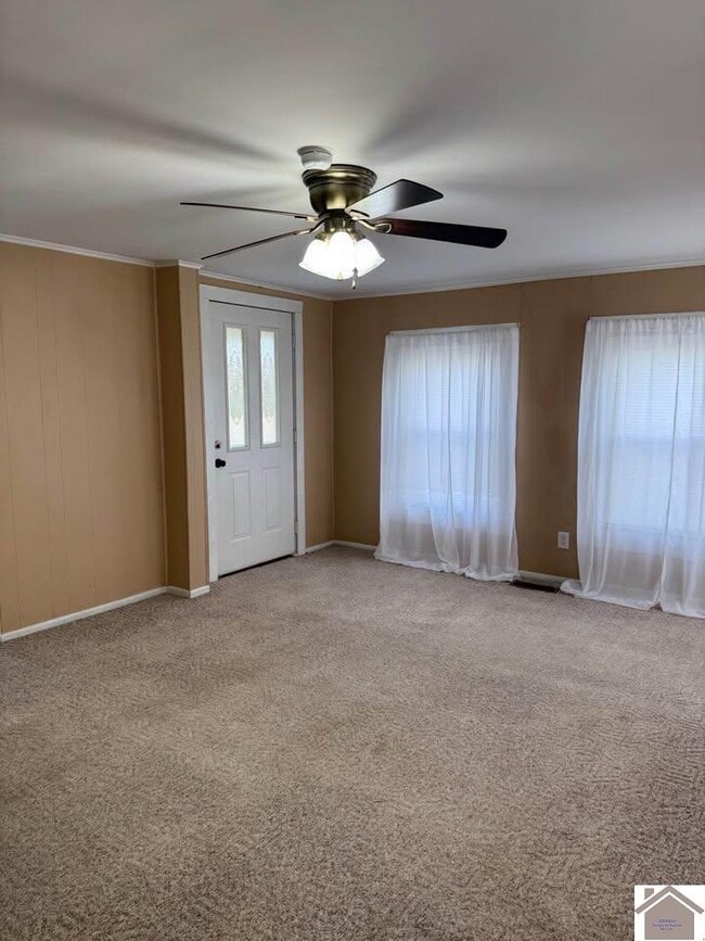 Photo - 3512 Breezeel School Rd