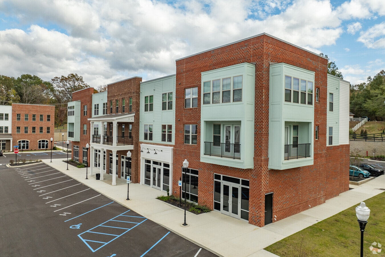 Photo - Lakeland Town Square