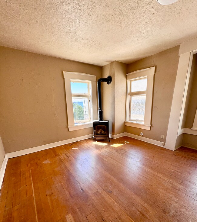 Photo - 1120 Finnegan Way Unit 5