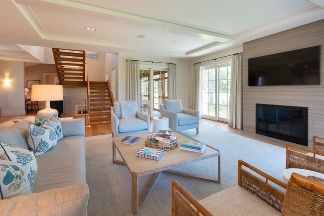 Photo - 53 Hummock Pond Rd