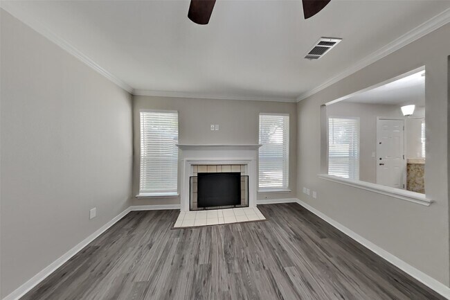 Photo - 10011 Storm Meadow Dr