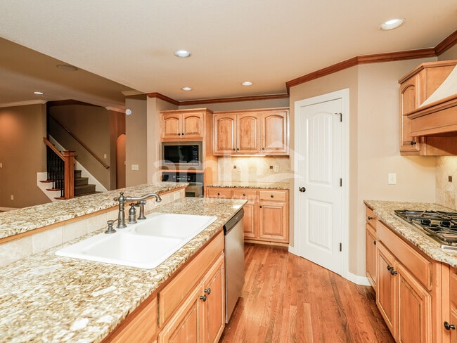 Photo - 3151 E 144th St S