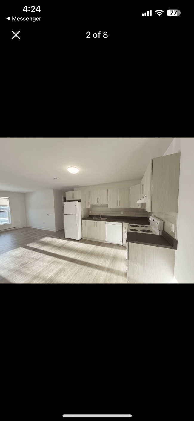 Building Photo - 987 Russell Rd N Unit 202 - 987 N Russell