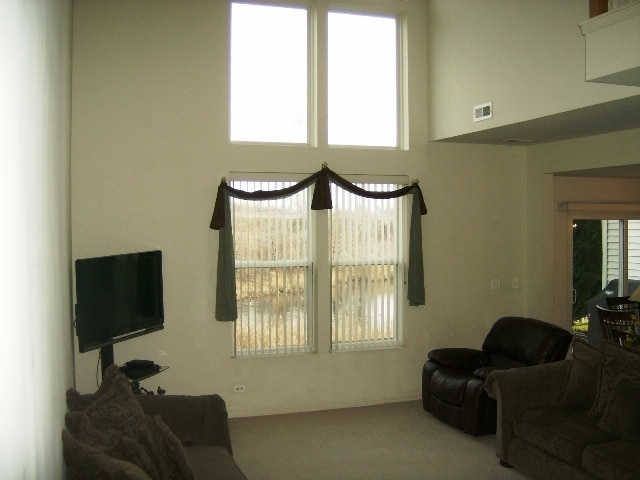 Photo - 457 Metropolitan St