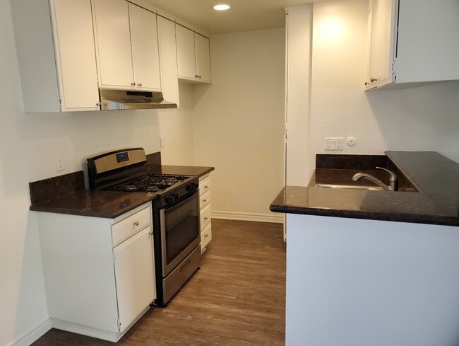The Courtyards Apartments