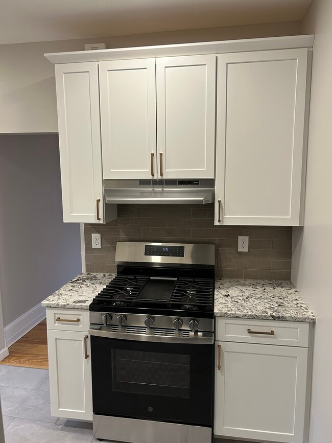 Photo - 63 S Grove St Unit 3