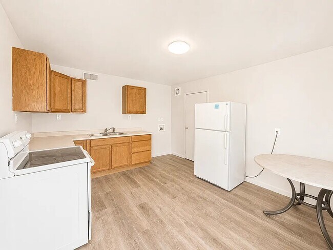 Photo - 526 St Leo Dr