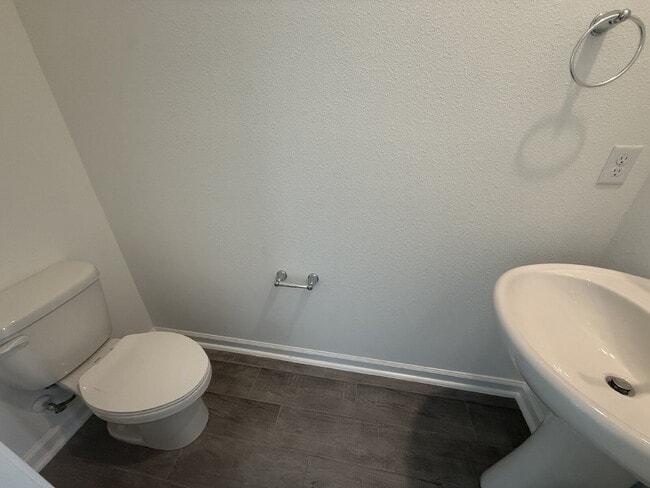 Photo - 6850 Rhapsody Rd