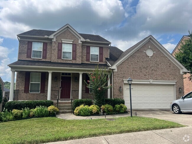 Building Photo - Home for Rent in the Desired Brookview For...