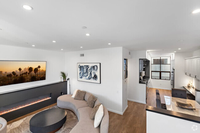 Building Photo - 7135 Santa Monica Blvd Unit ID1038594P Rental