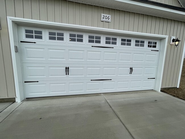 Photo - 28 Silk Oak Dr