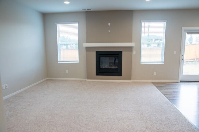 Photo - 3006 Mahogony St NE - corner lot