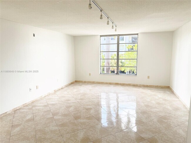 Photo - 1075 93rd St Unit 307