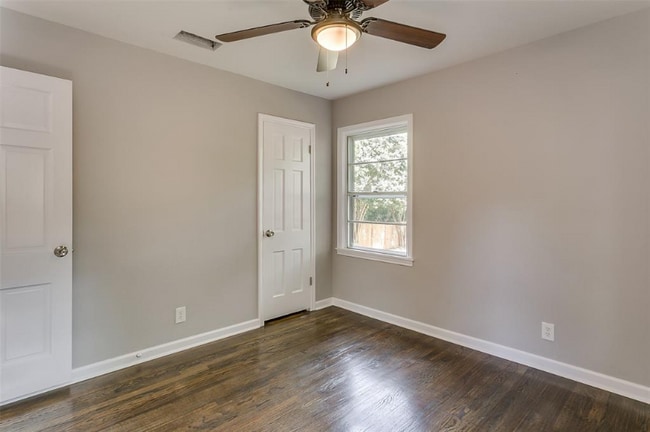 Photo - 5129 Kessler Rd