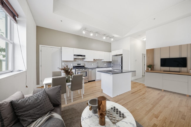 Photo - 156 Chelsea St Unit 103