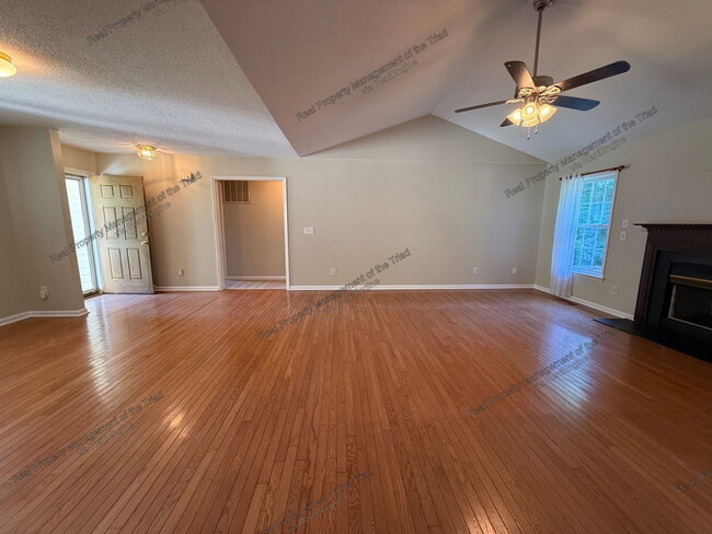 4307 Marchwood Dr
