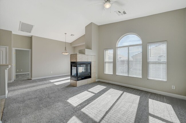 Photo - Charming Two-bedroom townhouse in Northwest