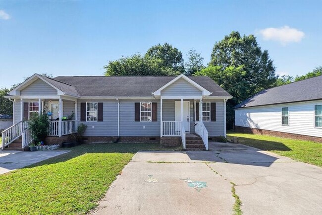Photo - Well-Maintained 2BD/1BA Duplex in Concord, NC!