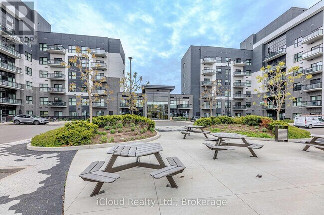 Photo - 102 Grovewood Common Unit 121