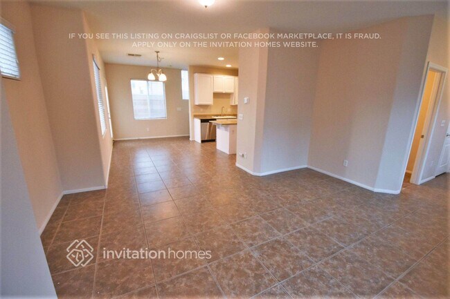 Photo - 741 Easter Lily Pl