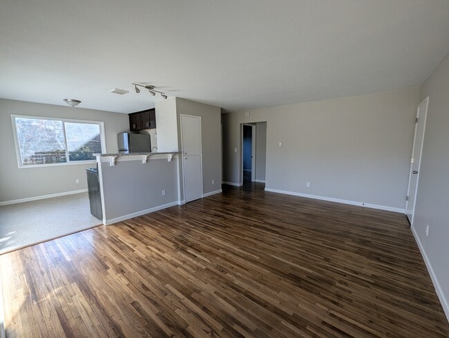 Open living room - 1626 Southeast Lexington Street