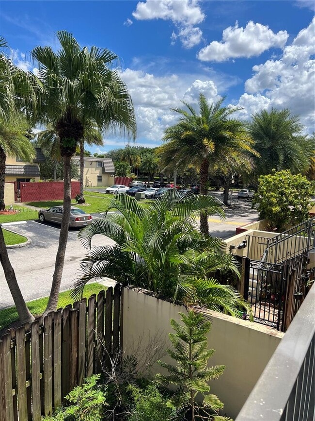 Building Photo - 8607 SW 137th Ave Rental