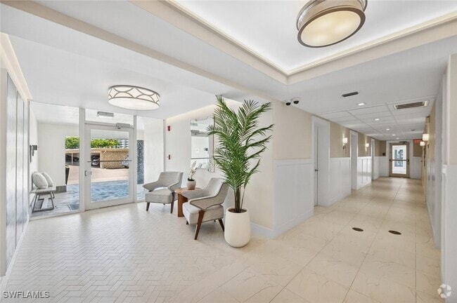Building Photo - 3410 Gulf Shore Blvd N Unit 403 Rental