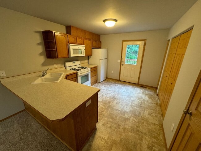 Photo - 2875 S Donovan Dr Unit 4