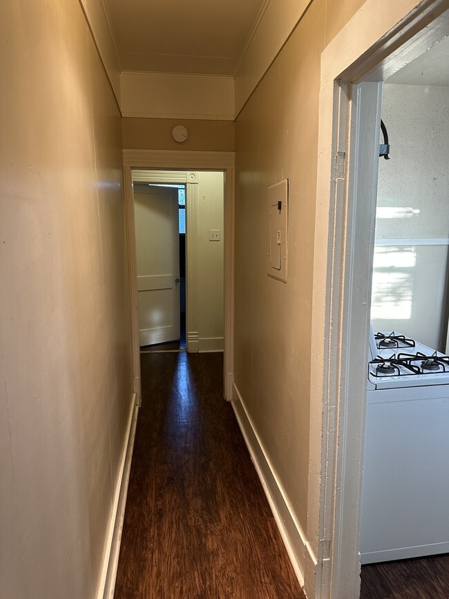 Photo - 132 Woodland St