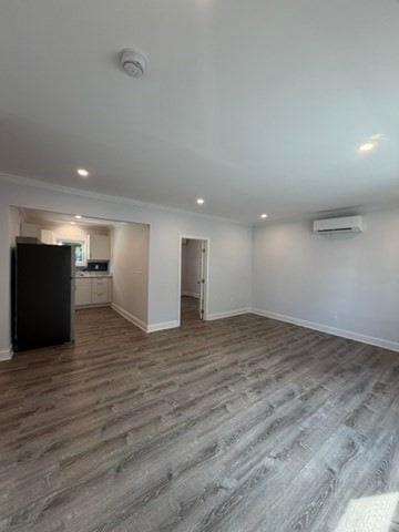 Building Photo - 220 5th St Unit 2
