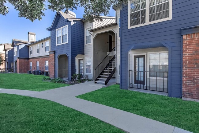 Building Photo - 8301 Boat Club Rd