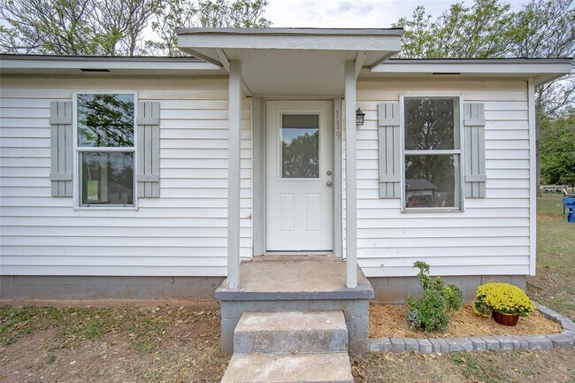 Photo - 119 S Harrison Ave