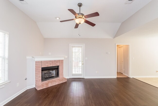 Photo - 1106 Cross Wood Ln