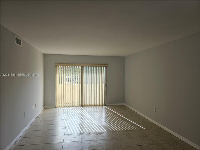 Photo - 14500 SW 88th Ave Unit 163