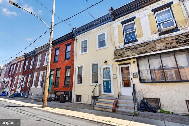 Photo - 2355 E Harold St