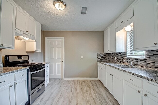 Photo - 213 Newman Rd