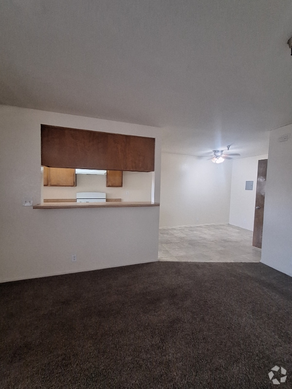 Building Photo - 13606 Cerise Ave Unit 18 Rental