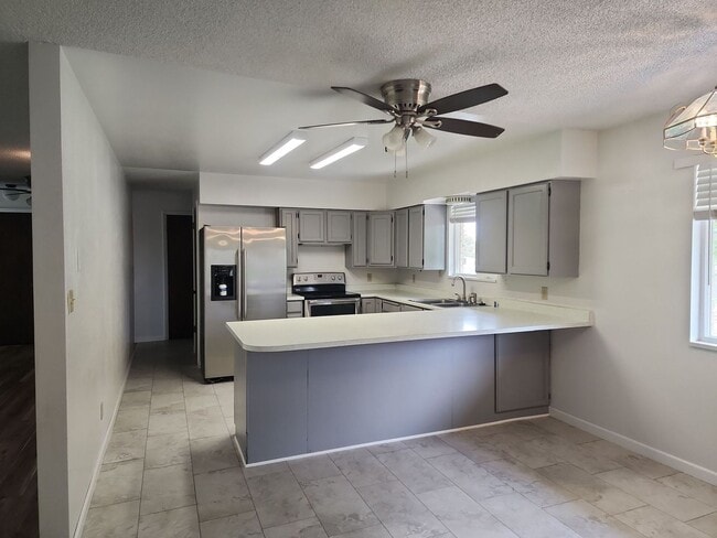 Photo - 3210 N Bulldog Rd