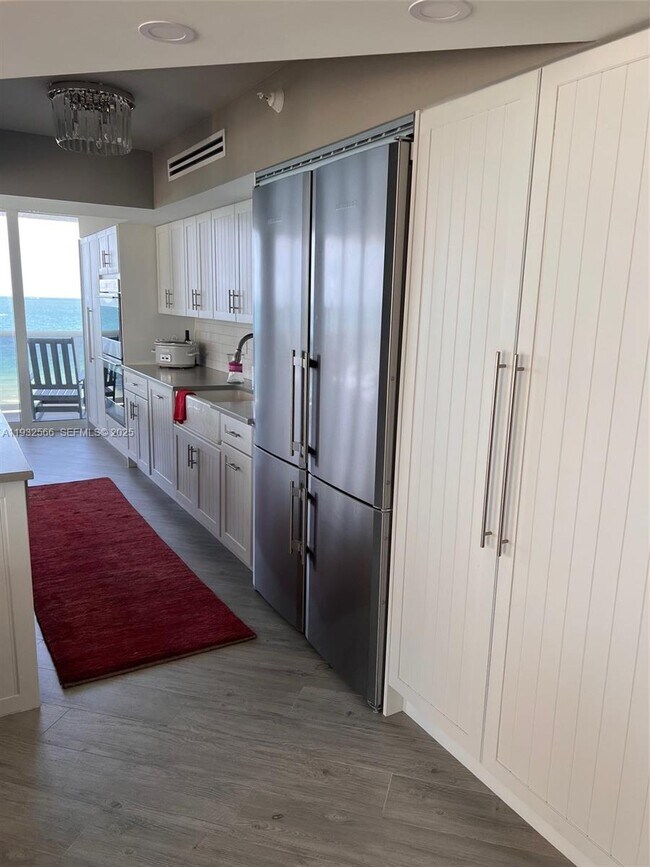 Photo - 16711 Collins Ave Unidad 808