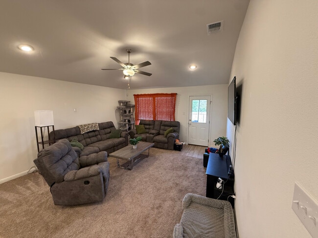 Photo - 9802 Tarabon Cv