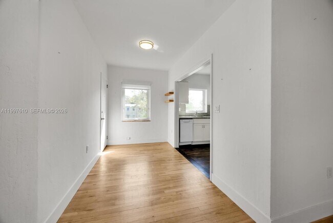 Photo - 5510 SW 76th St Unit C