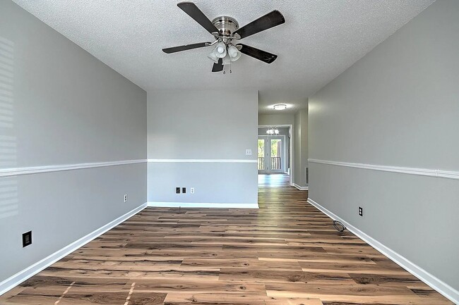 Photo - Charming Renovated 2 bedroom/ 3 bath Townhome Near Bristol Country Club – Prime Location!