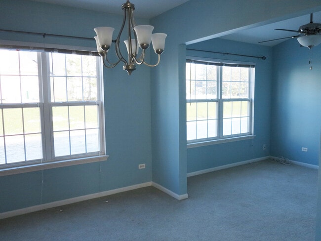 Photo - 1227 N Village Dr