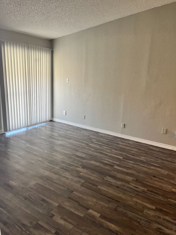 Photo - 5400 Boca Raton Blvd Apartment
