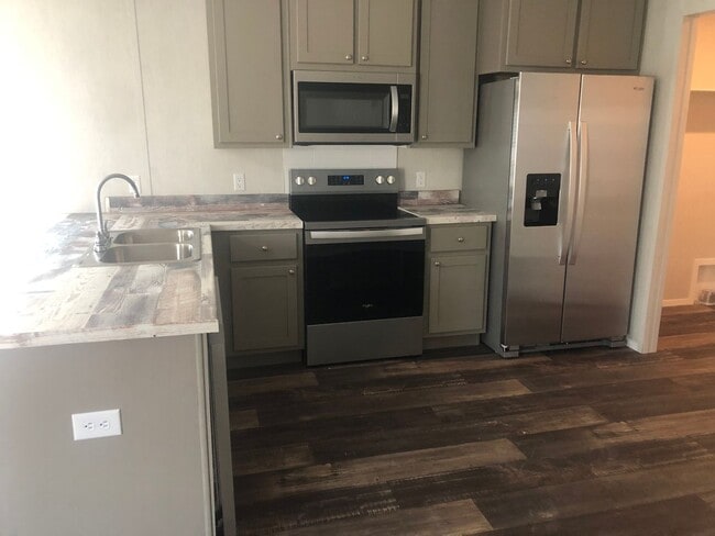 Photo - BRAND NEW-3 Bedroom / 2 Bath-MOVE-IN SPECI...