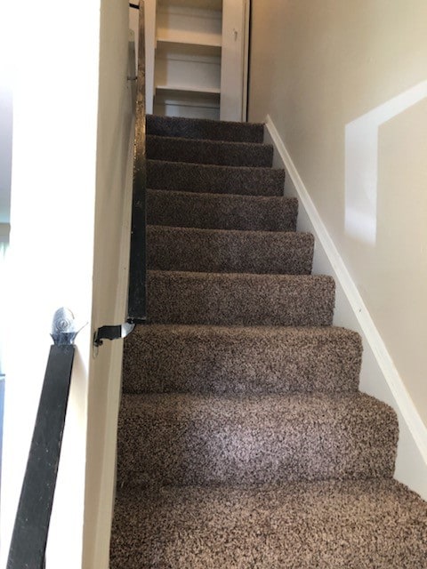 Photo - 6226 Laurelton Ave