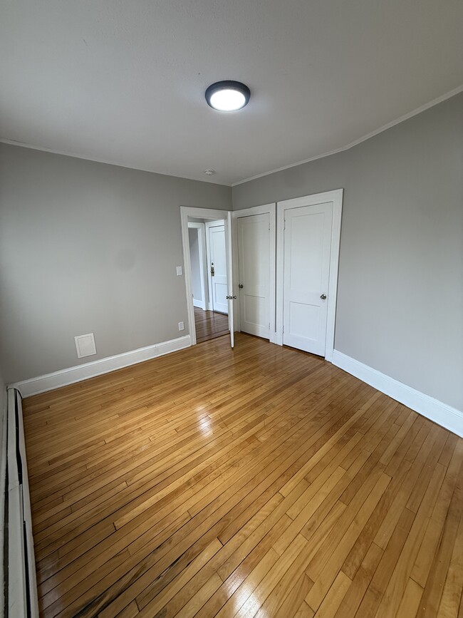 Photo - West Hartford Collection