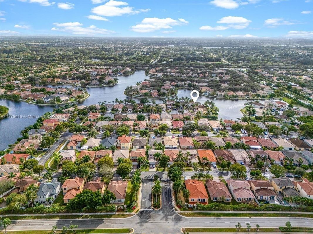 Photo - 13398 SW 28th St