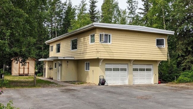 Photo - 518 Halvorson Rd